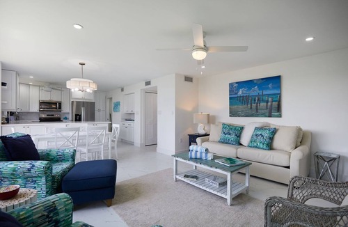 Sanibel Condo | Gorgeous Island Beach Club Condo, BRAND NEW
