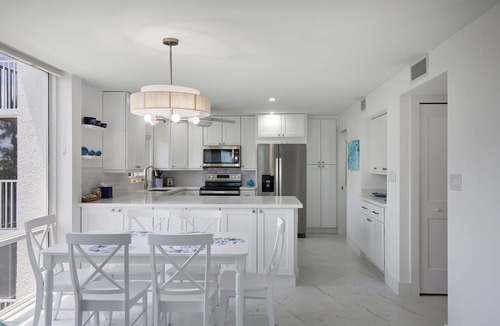Sanibel Condo | Gorgeous Island Beach Club Condo, BRAND NEW