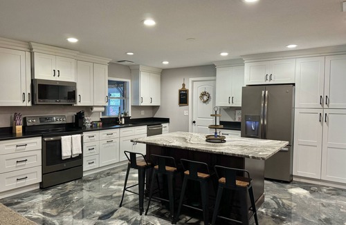 Lakeland House | Gorgeous pool home in South Lakeland. Family and pet friendly!