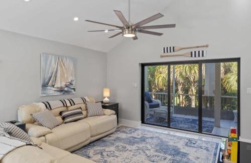 The Dunes House | Gorgeous Residence in the Esteemed Sanibel Dunes Community