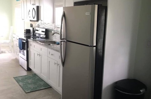 Micco Cottage | Gorgeous Riverfront Fishing Cottage in Sebastian, FL - Ask about 2025 nSpecials