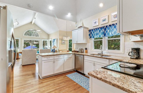 Heritage Woods House | Gorgeous Sea Pines 3 bedroom home with private pool