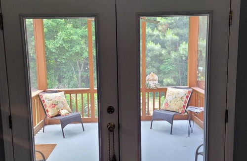 Douglasville House | Gorgeous, Spacious, Clean, Comfortable Stay, Close to Six-Flags