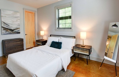 Optimist Park House | Gorgeous Tiny Home in Optimist Park