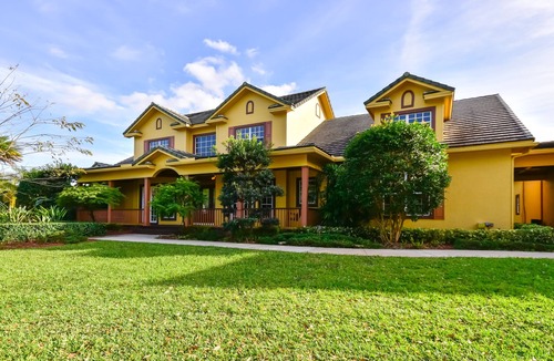Cooper City House | Gorgeous Villa - Pool, Game room and much more !