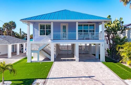Mid Island House | Grace by The Sea - 2025 Build - Steps to Beach