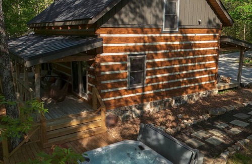 Menlo Cabin | Grace Lodge – Mountain Cabin with Hot Tub & Stunning Views