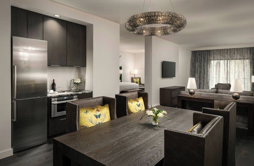 Greenville Downtown Hotel | Grand Bohemian Lodge Greenville, Autograph Collection