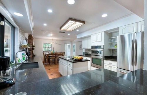 West Palm Beach House | Grand Hacienda Sleeps 32 Celebrate Together