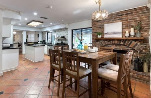 West Palm Beach House | Grand Hacienda Sleeps 32 Celebrate Together