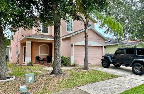 Sandy Ridge House | Grand Holiday 4BD Pool Home at Disney & Universal