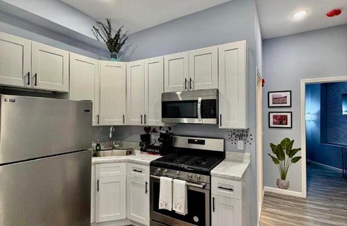 Ampere Apartment | Grand Luxury 1BR Penthouse near Newark Airport