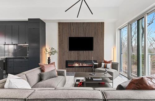 Dawsonville Villa | Grand Prix Grandeur at AMP