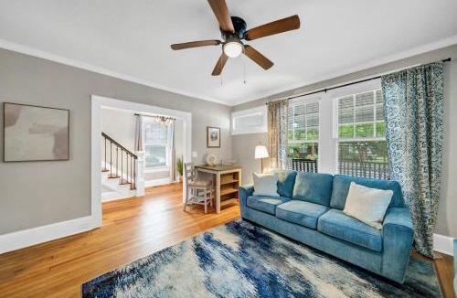 Earlewood House | Grand River - Sleeps 12