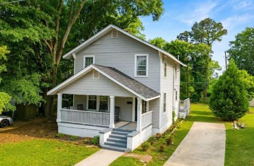 Earlewood House | Grand River - Sleeps 12