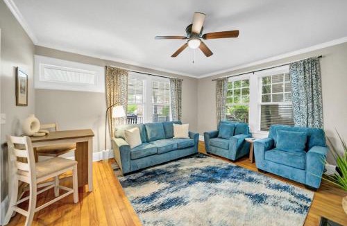 Earlewood House | Grand River - Sleeps 12