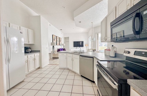 Westridge House | Grand Westridge 4BR Pool Home near Disney Parks
