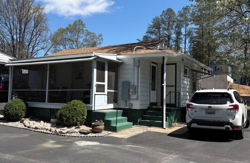 Betterton Cottage | Grandma’s Cottage will wrap around you like a warm hug