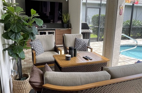 Arborwood House | Great 3 Bed, two bath pool home in gated community.