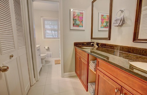 Wade Hampton House | Great family home with unbeatable location Sleeps 12