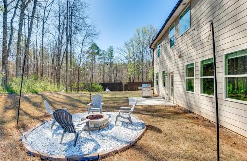 Church Street House | Great for Families! Getaway w/Yard in Atlanta