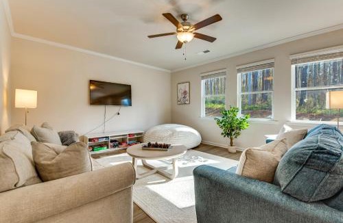 Church Street House | Great for Families! Getaway w/Yard in Atlanta