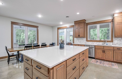 Lawrence County House | Great for Groups: Family Creekside Home in Loretto