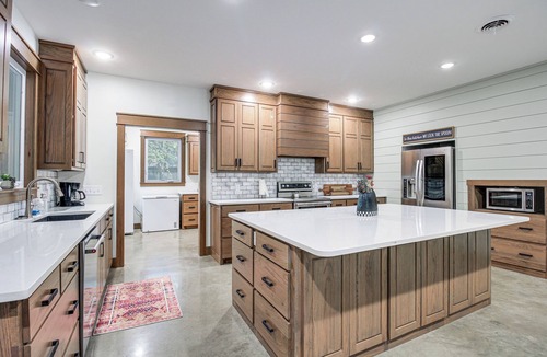 Lawrence County House | Great for Groups: Family Creekside Home in Loretto