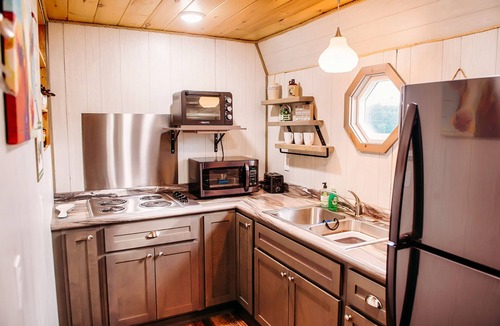 Oneida House | Great Getaway to Relax, close to Big Southfork National Recreational Area