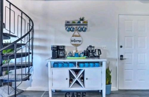 Vernon Apartment | Great Gorge-ous condo