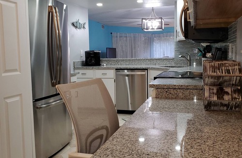 Holmes Beach Condo | Great Island Getaway!