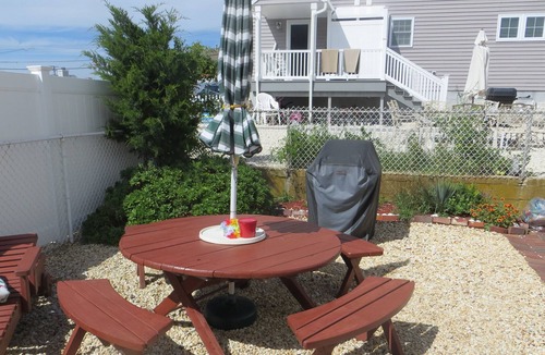 South Seaside Park Apartment | Great location at Jersey Shore