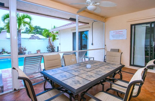 Dania Beach House | Great Location, Spacious & Elegant 4BR Home,Heated Pool, Close to Beach & Casino