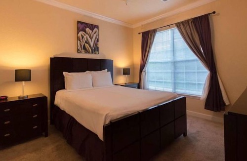 Four Corners Apartment | Great Relaxing Overnight Stay! Free Parking, Onsite Pool, Free Parking,