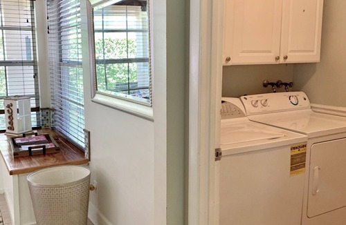 Davie House | Great room in a beautiful home in safe community
