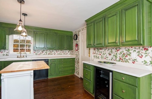 Bozman House | Great summer rates, Book today!