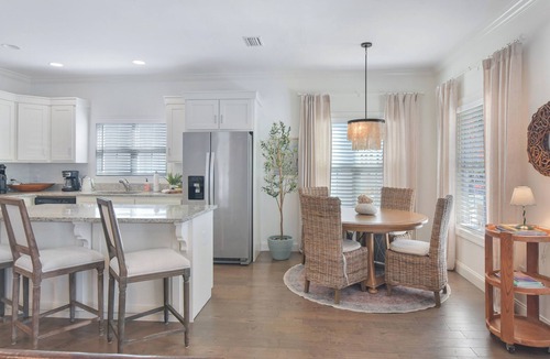Saint Simons Island House | Great vacation home located mid-island