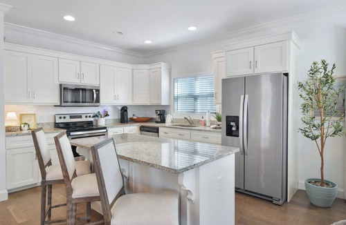 Saint Simons Island House | Great vacation home located mid-island