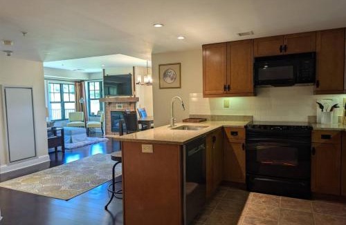 Vernon Apartment | Great Views 2 Bed 2 Bath Updated
