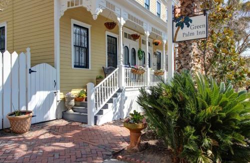 Historic District - North Bed & Breakfast | Green Palm Inn