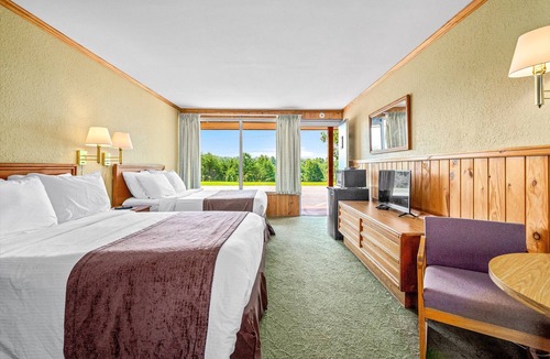 Saluda Hotel | Green River Lodge