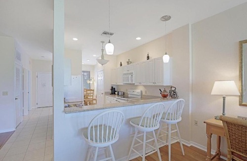 Naples House | Greenlinks 1323