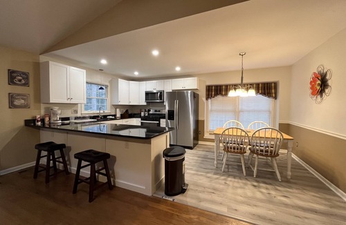 Mauldin House | Greenville 3 Bedroom 2 Bathroom House