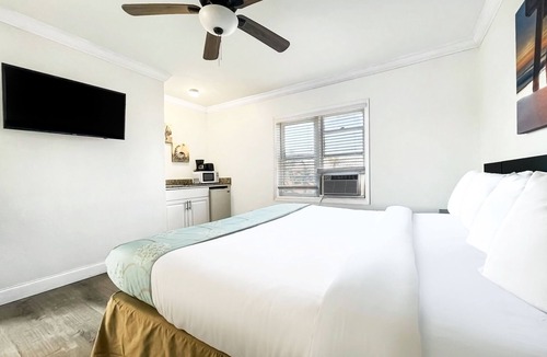 Hollywood Hotel | Greniers