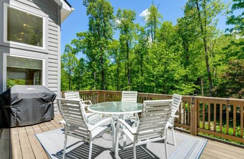 Ridgewood Estates House | Group-Friendly Mtn Estate 2 Mi to Dtwn Waynesville