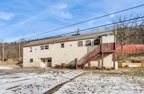 Danville House | Group Getaway w/Fire Pit: Near Susquehanna River!