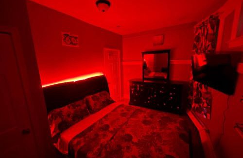 Irvington Bed & Breakfast | Grove#8