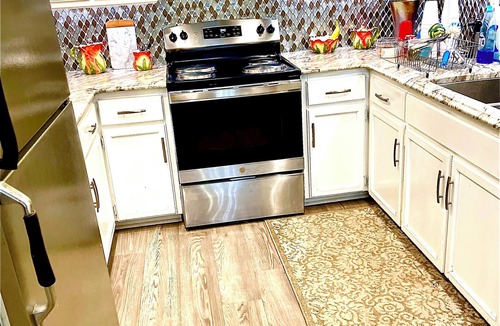 Drayton Condo | Guest favorite! Perfect 1BR!