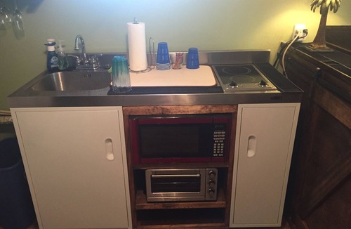 Lady Lake House | Guest House for Small Events or Vacation on Lake Griffin near The Villages FL
