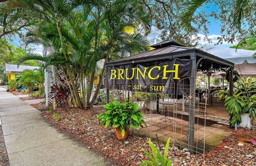 Gulfport House | GUEST HOUSE w/PRIVATE ENTRANCE & PATIO for rent in Gulfport, FL